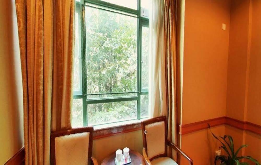 Grand Villa Hotel Гуанчжоу Екстер'єр фото