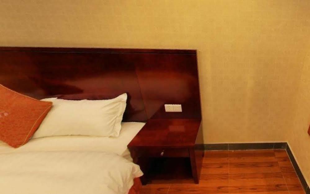 Grand Villa Hotel Гуанчжоу Екстер'єр фото
