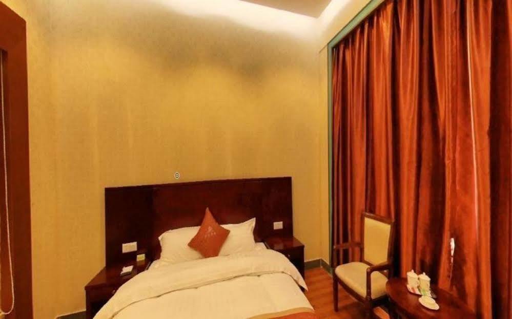 Grand Villa Hotel Гуанчжоу Екстер'єр фото